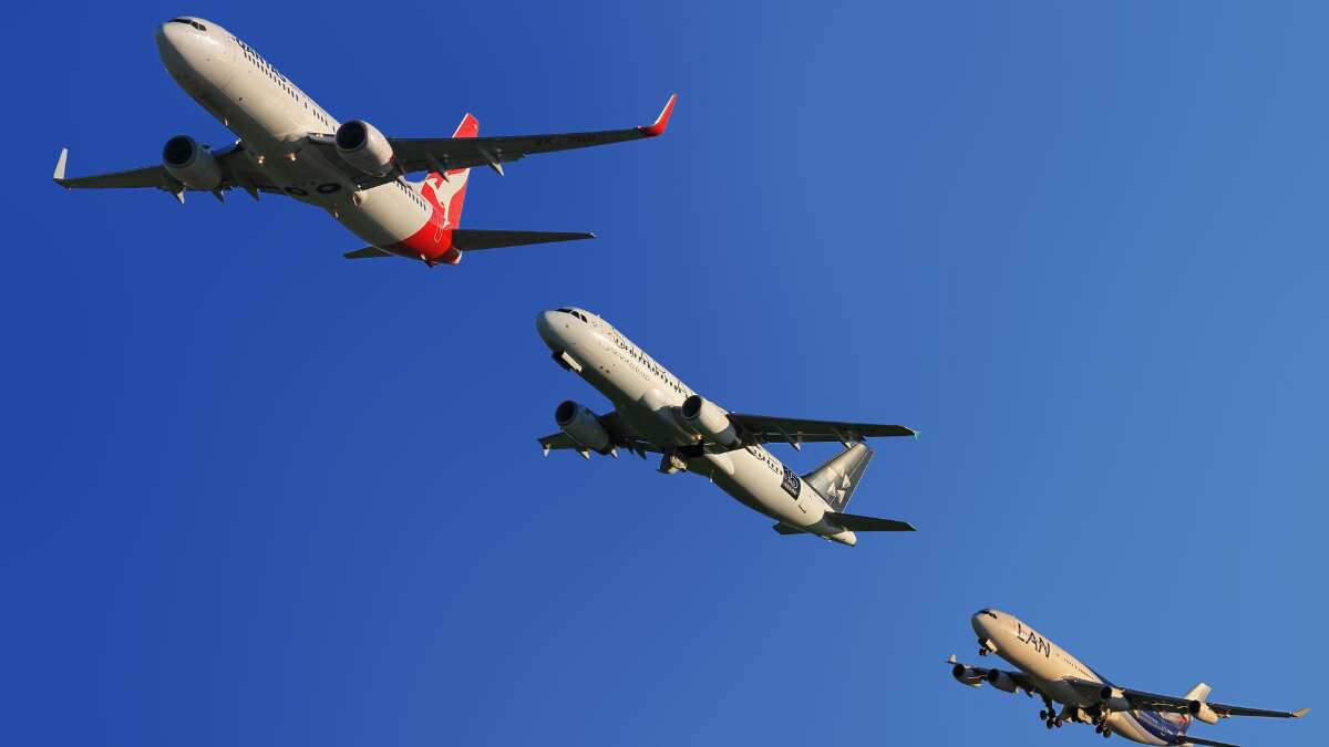 thetvlinsider's tweet photo. First, air and airport congestion lengthened travel times, second some airlines have already slowed their flights down slightly.  Get ready for yet another indignity.  See :  Scientists want to add 50 minutes to your flight time to save the planet https://t.co/TrwvuiEL9C https://t.co/mhYISFMe17