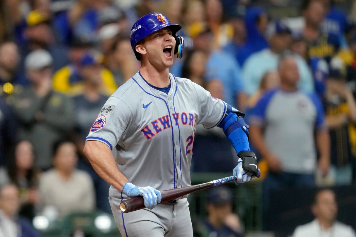 ActionNetworkHQ's tweet photo. Pete Alonso is the first player in MLB history to hit a go-ahead HR while trailing in the 9th inning or later of a winner-take-all postseason game 👀 

(via @OptaSTATS) https://t.co/aOMJQuvRDt
