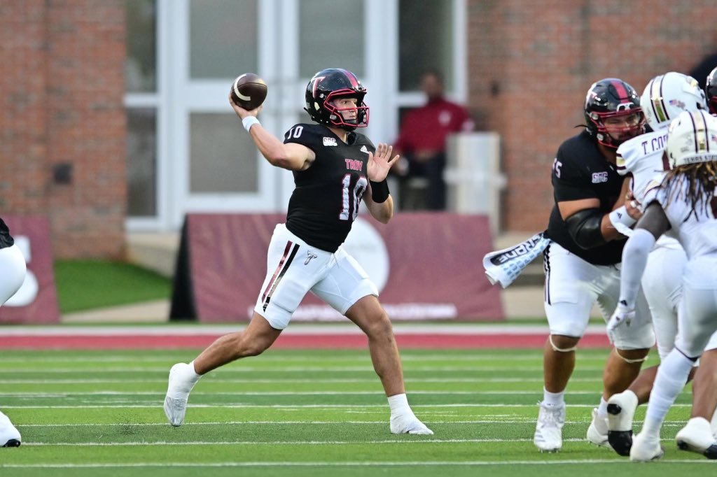 So proud of this guy! Playing on a bad leg and standing in there all night! Tough as nails!! <a href="/TuckerKilcrease/">tucker kilcrease</a>