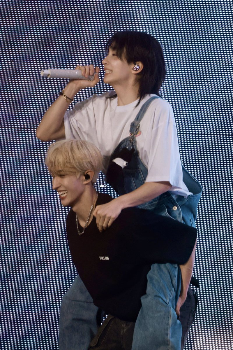 🤍🖤

#어디서라도부르자_정한아_생일축하해 
#AlwaysToYouHannie 

#Jeonghan #정한 #ジョンハン #尹净汉 
#DK #도겸 #ドギョム #李硕珉 
#SEVENTEEN #세븐틴