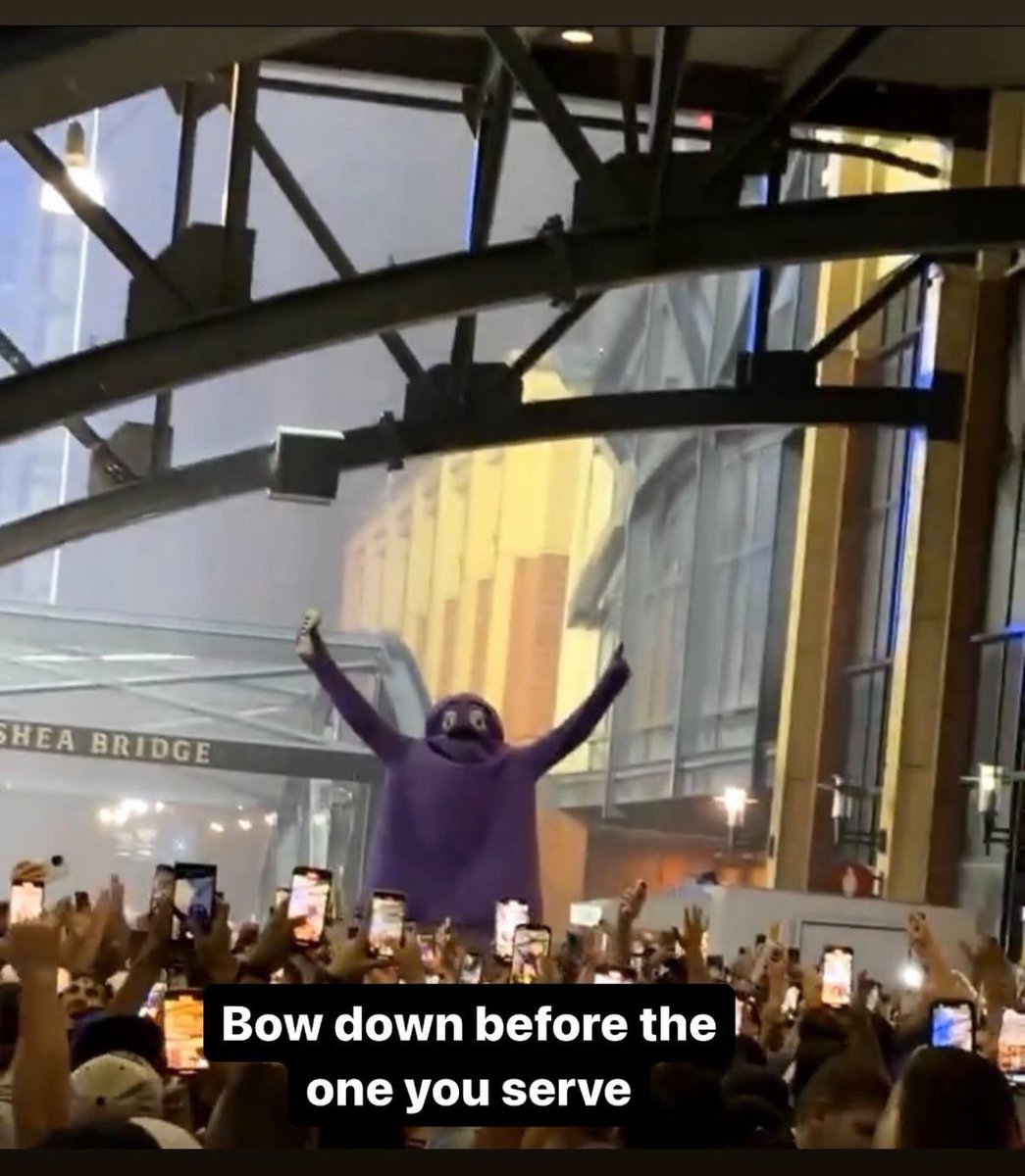 Eric Garment tweet media