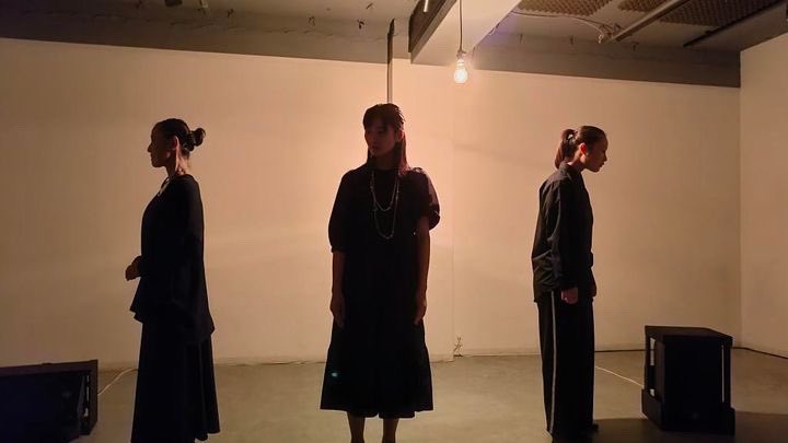 「ハムレットの女たち」
本日19:00〜 ついに初日です！

今までやってきたことを着実に、頑張ります。

まだ全公演お席ございます！
特に土曜昼夜は余裕あり◎なので、お時間合う方はぜひ！

↓予約フォーム(立浪扱い)🎫
reserve.tolpa.jp/reserve/183498…