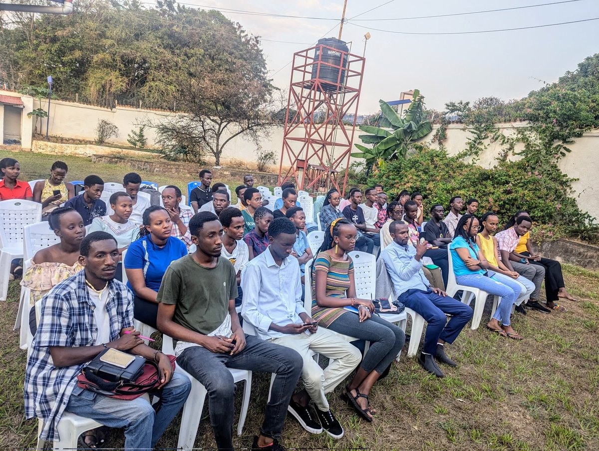 YIM_BURUNDII's tweet image. #YIM_Burundi in-depth

Our objective is to educate and develop young people via various trainings, equipping them with leadership concepts so that they can take on leadership roles in Burundi and become servant leaders who will make a difference in our community. 

#YouthUp