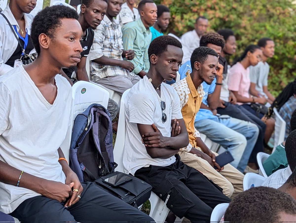 YIM_BURUNDII's tweet image. #YIM_Burundi in-depth

Our objective is to educate and develop young people via various trainings, equipping them with leadership concepts so that they can take on leadership roles in Burundi and become servant leaders who will make a difference in our community. 

#YouthUp