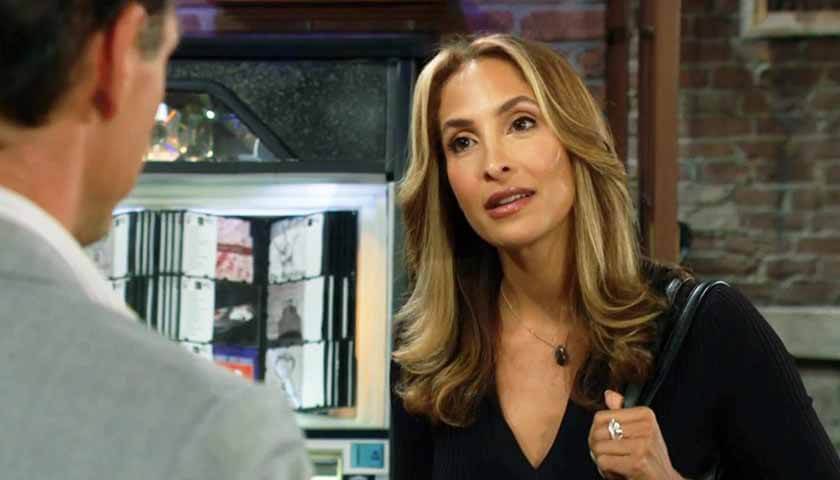 PxrtChxrles's tweet photo. Ok! Hear me out #YR 

#Nily or #Lick

 The way he would love protect her. And the way she wouldn’t back down when it comes to him! Auntie Sharon can wait! They can support her together, and be a big happy family.  #NickNewman #LilyWinters #LilyNewman https://t.co/t5Mue9lbXW