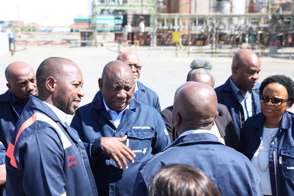 PresidencyZA's tweet photo. This facility processes coal to produce components for making synthetic fuels and several downstream chemicals.

President Ramaphosa visited Sasol – a world-class industrial asset and member of the National Energy Crisis Committee - as part of government’s continuous engagement with key players in the South African economy.