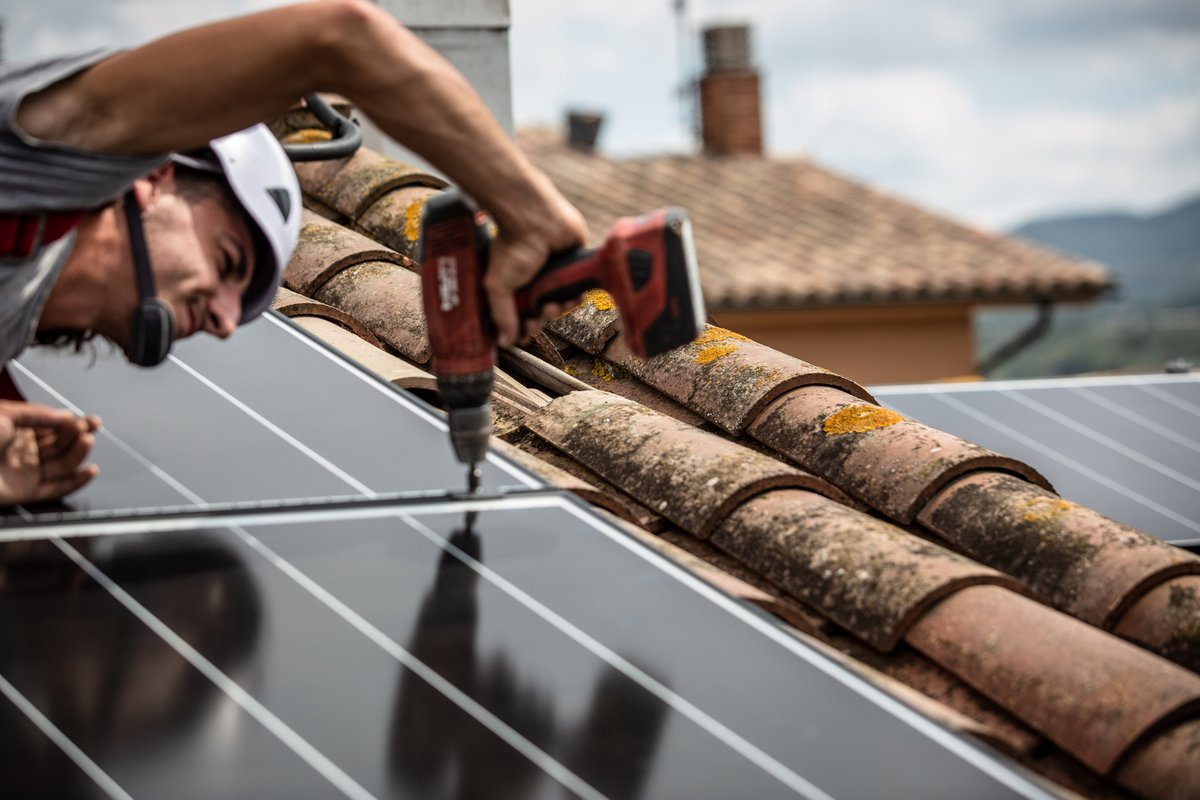 Zoe Schneeweiss (@zschneeweiss) on Twitter photo Spain’s excess supply of solar energy may curb some new projects bloomberg.com/news/articles/… via <a href="/Thomgua/">Thomas Gualtieri</a> Spain’s excess supply of solar energy may curb some new projects bloomberg.com/news/articles/… via <a href="/Thomgua/">Thomas Gualtieri</a>