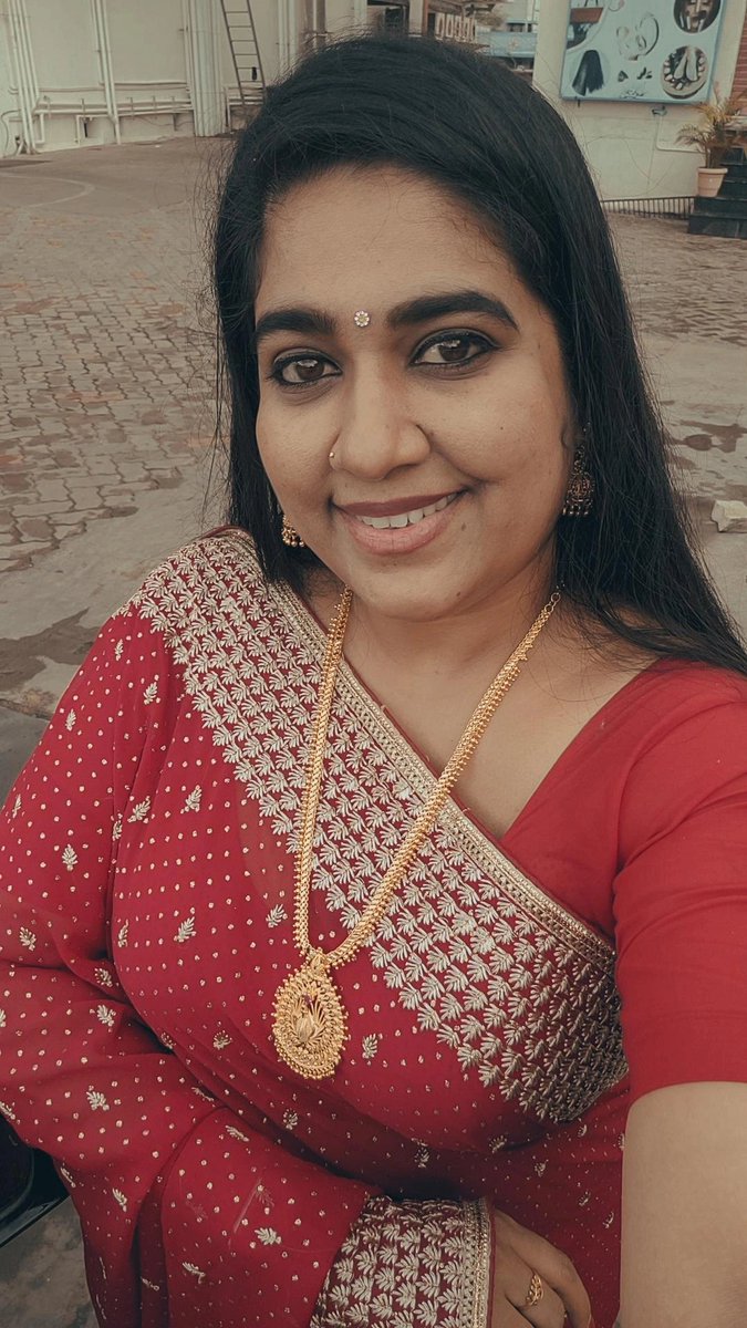 Sindhujaavijii's tweet photo. Hii Everyone Thank u so much for your lovable birthday wishes and prayers for me I'm so grateful to you all thanks a million I'm so blessed and thankfull received lots of wishes thank u everyone u all made this birthday more special with ur greetings thank u so much 💓 https://t.co/ZIYmeALEKJ