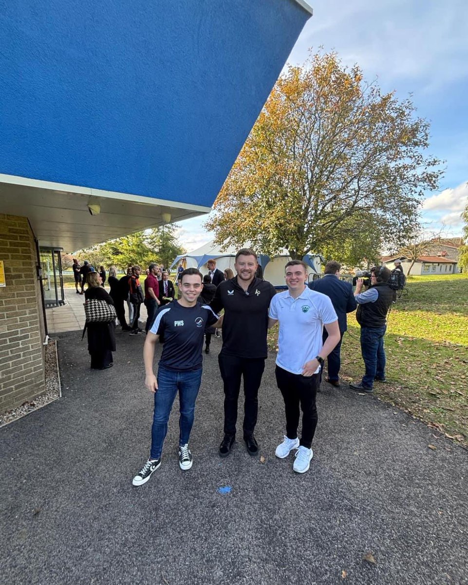 MannersJay's tweet photo. It was a privilege to meet HRH Prince William, alongside Olympic and Paralympic champions. I’m truly grateful for these experiences and can’t thank Derwentside &amp; Gateshead Swim Team and Swim England North East enough for making them possible! https://t.co/xJ8riKk76A