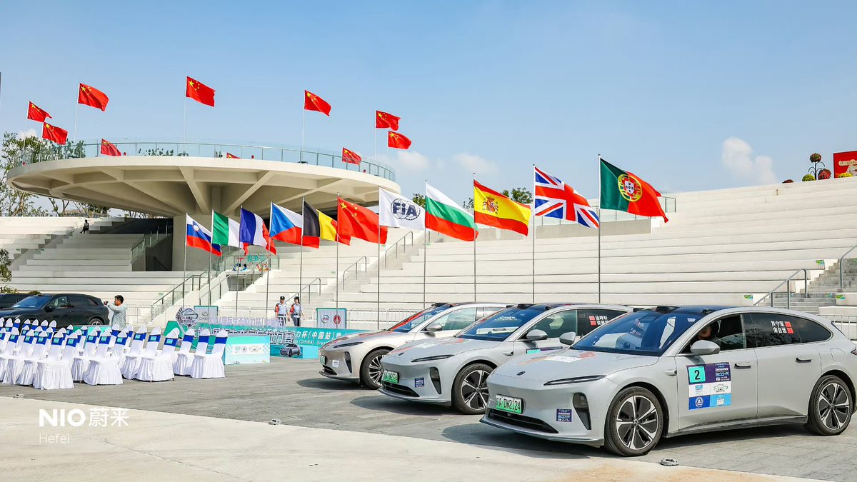 DriveGreen80167's tweet photo. The Huangshan International Eco Car Rally Concludes!
Italian driver clinched victory driving the ET5T, while legendary racer Ning Jun Lu led the NIO team to win the Best Team Award. NIO owners Fitz and XiMa claimed second place among Chinese drivers.
#NIOCars #NewEnergyVehicles #Huangshan #HefeiEvents $NIO @NIOSwitzerland