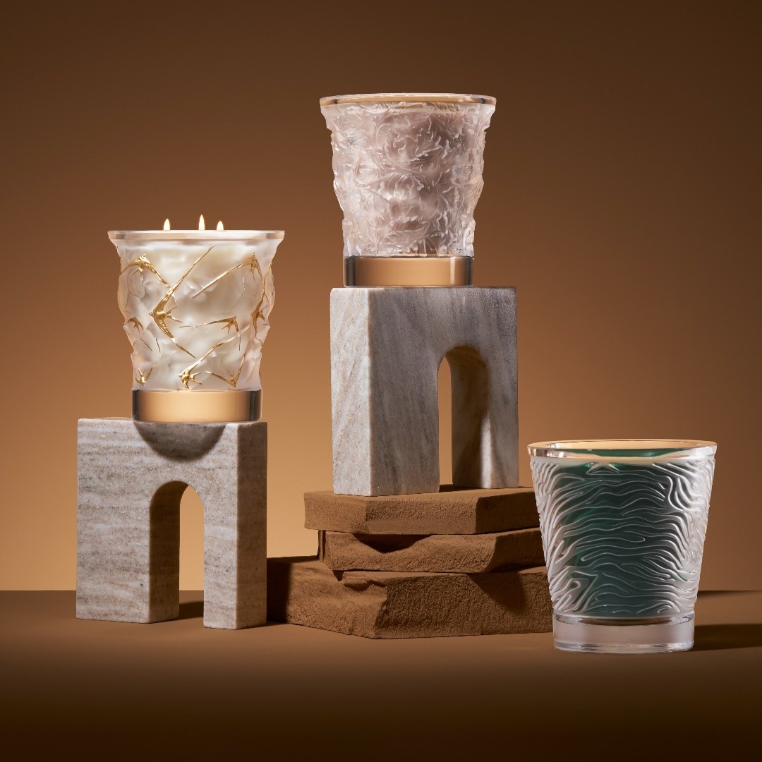 Light and art come together in our expertly crafted crystal candle editions.

#LaliqueCandles