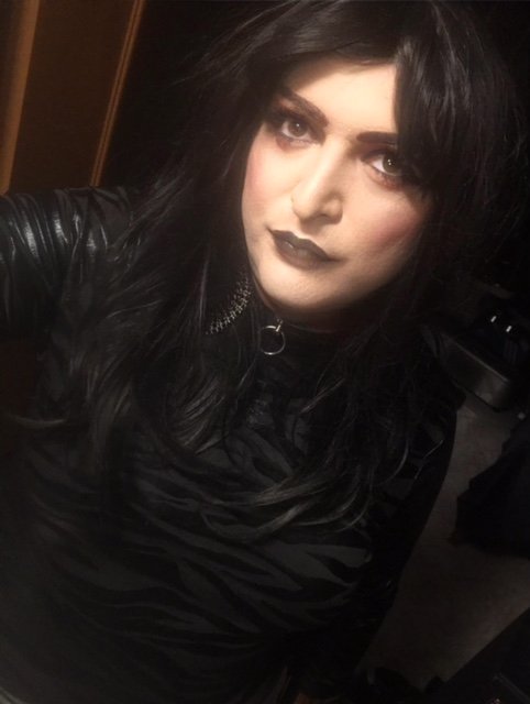 I'm looking for someone to transform me into a perfect dark gothic hyper-feminine Bimbo doll, submissive and passive for extreme and perverse BDSM games