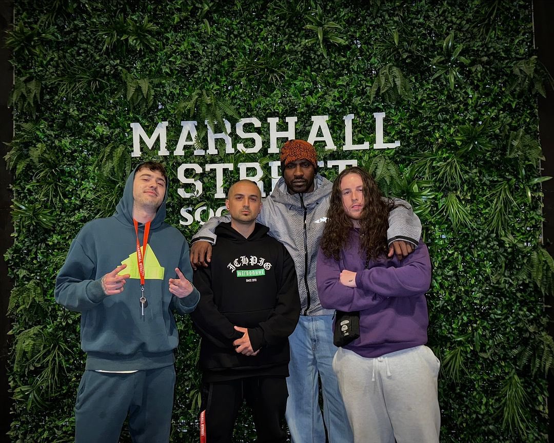 Skepta pulled up to Bundoora rq 🤞🏽