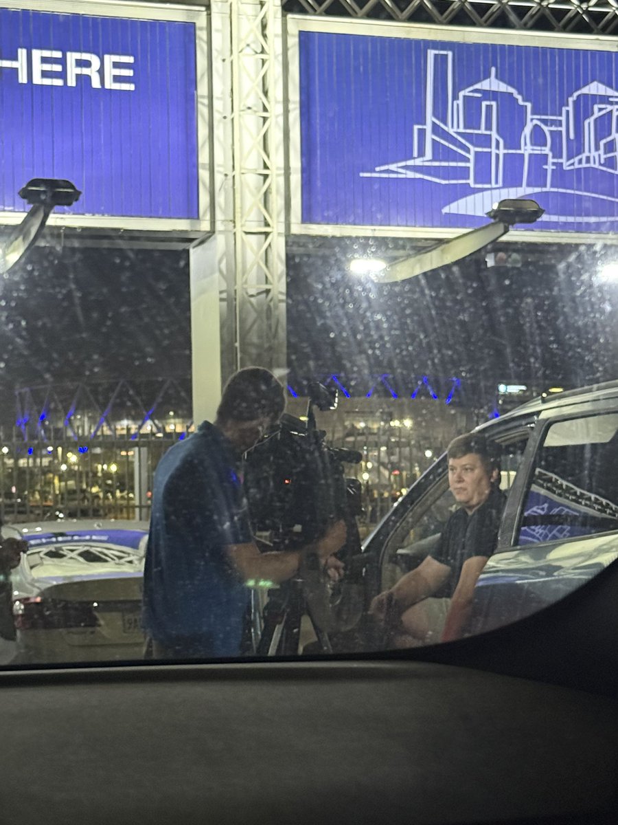 Brett Miller tweet media