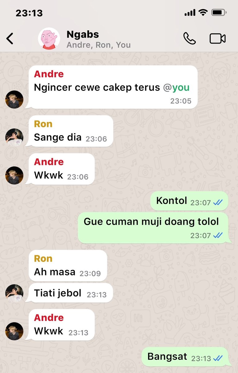 haechansssi's tweet photo. nahyuck few tweets au

Darius si tukang gombalin cewek yang demen sama sahabatnya sendiri, Nicholas. https://t.co/IoFkf67RU6