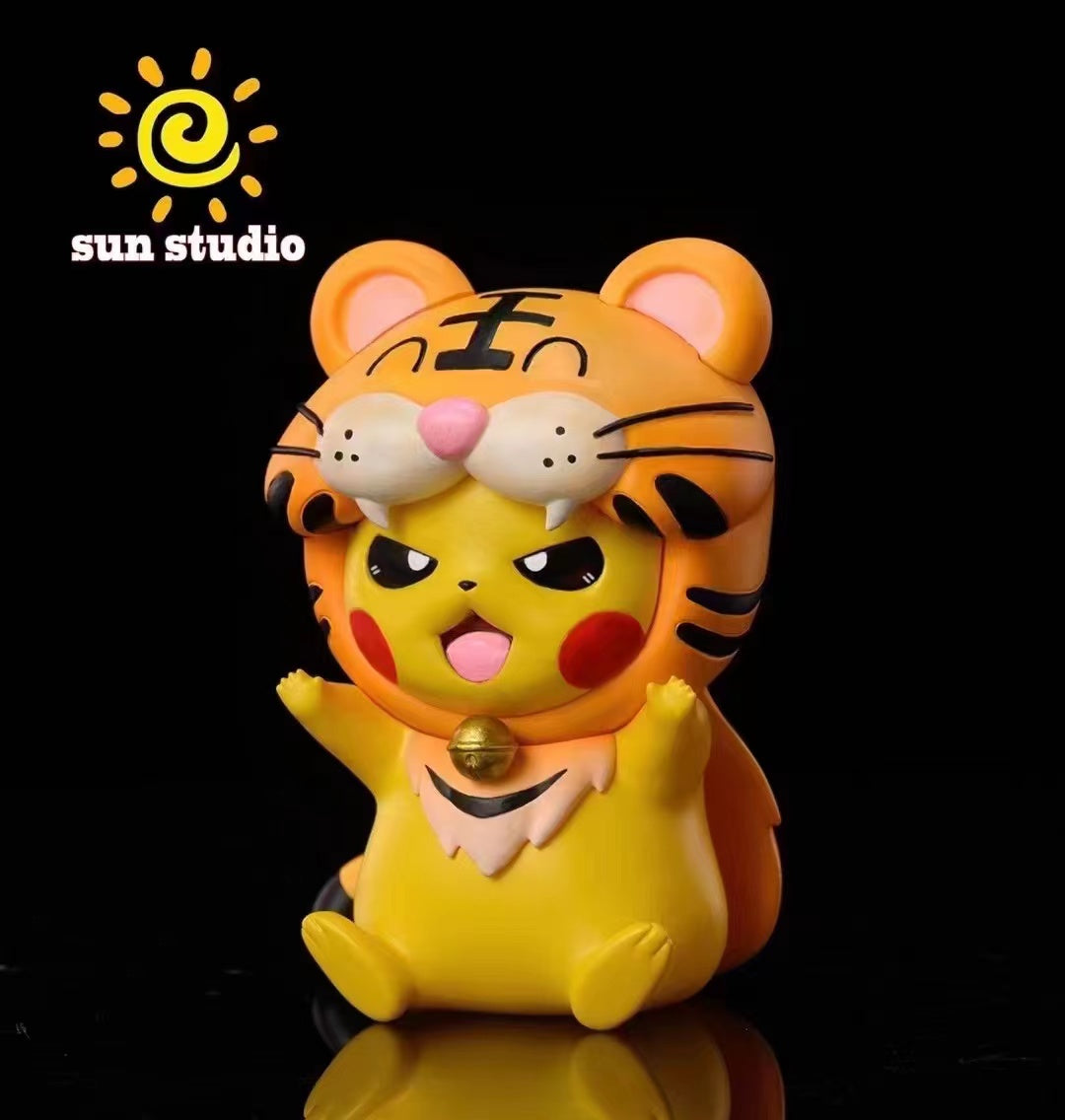 chiponkeikuuu's tweet photo. Pikachi trying to be a tiger😆😆😆 https://t.co/dJvxWRVDrd