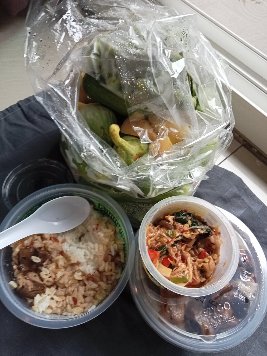 tegan95532's tweet photo. มื้อนี้ทานผักกัน น้ำพริก
กับข้าวสวยอิ่มแล้วสบายใจ https://t.co/gMVGihAyFx