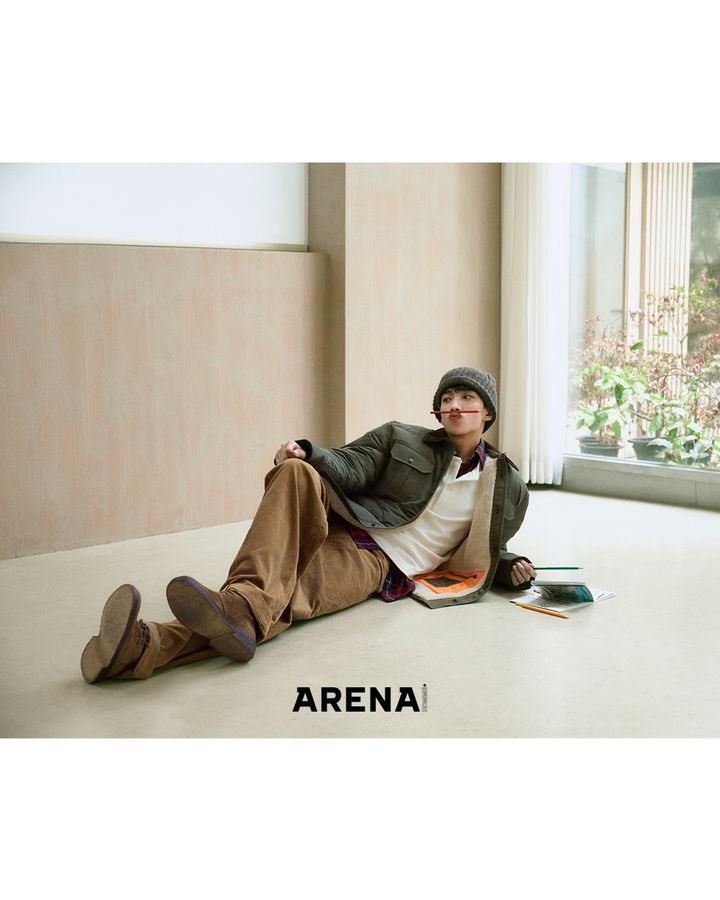 KyeomsBaekery's tweet photo. OMG DOKYEOM ON ARENA KOREA WITH POLO RALPH LAUREN!! IT’S HAPPENING GUYS😭😭🤍 #도겸 

Dokyeom will be featured on November Issue of Arena that will be published on October 21!!! https://t.co/OOjSZofd5o