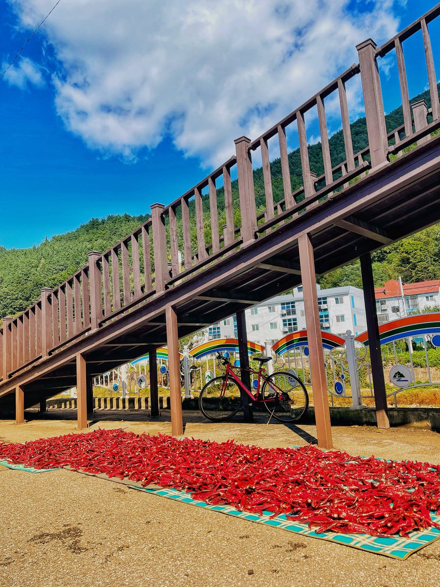 4K_KOREA's tweet photo. Korea Countryside, Taebaek

韓国の田舎, 太白 https://t.co/Mji0wrU2YI