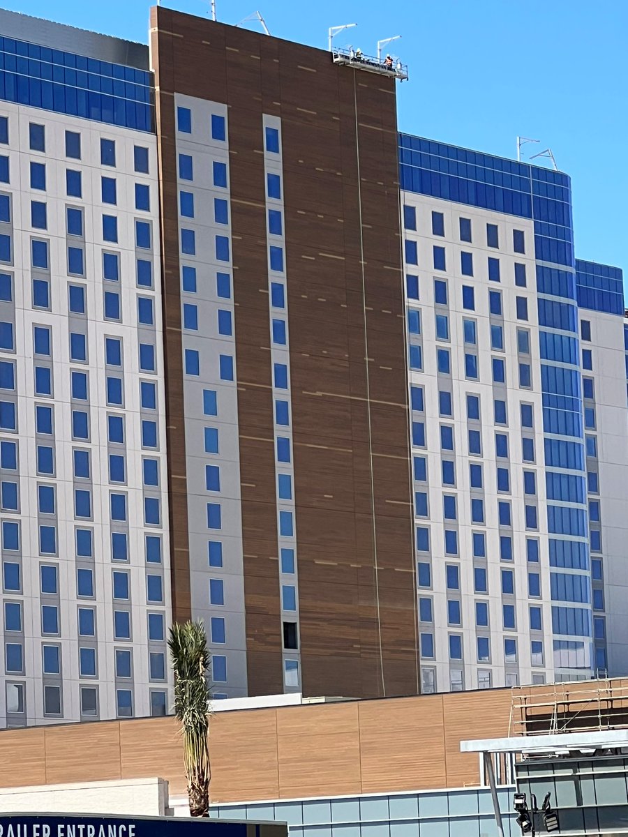 Dropping down 20 sum floors on this thing was something I never thought I'd accomplish pero aqui vamos 🫡