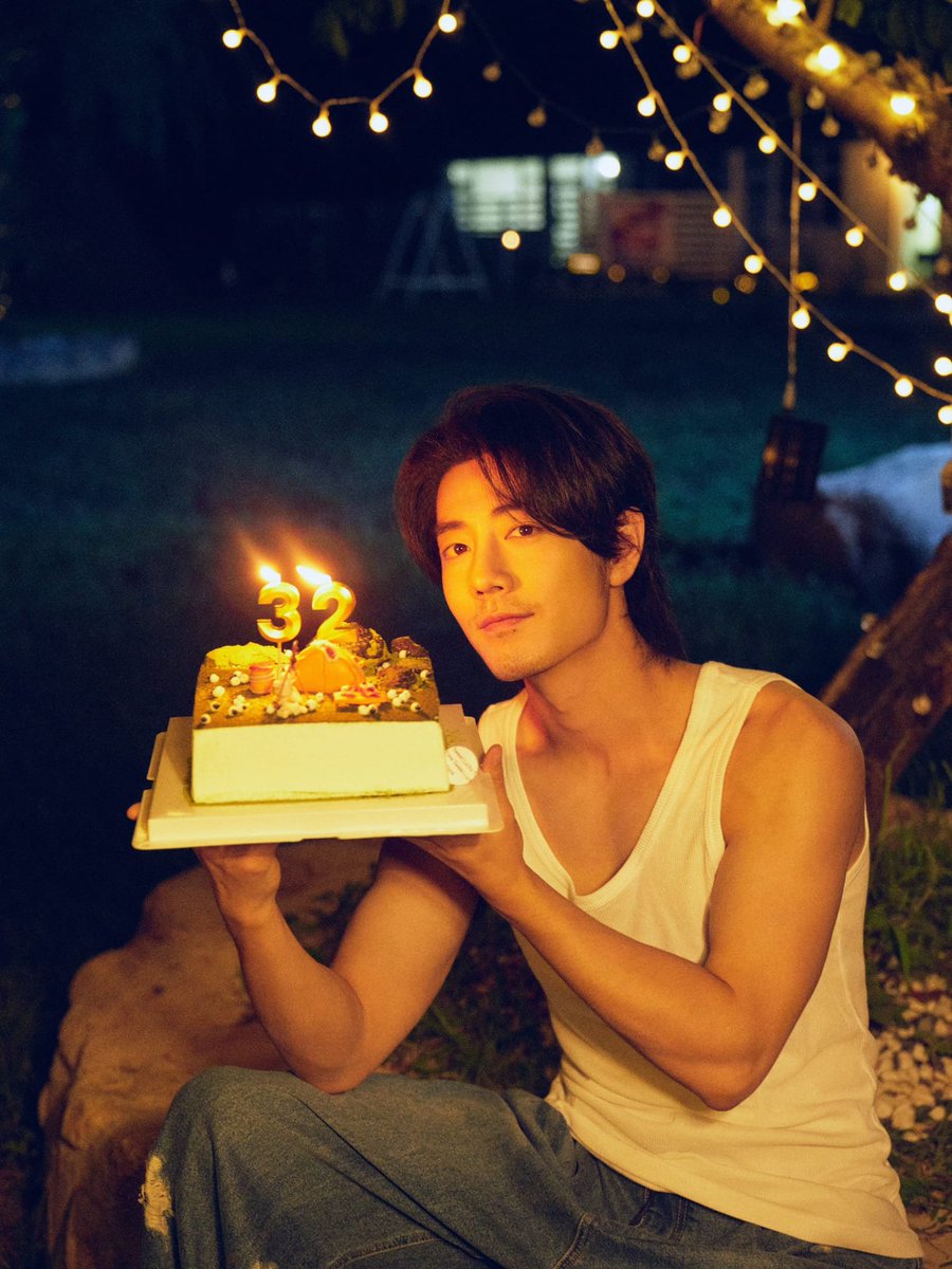 applesncrack's tweet photo. Happy birthday to my dearest Xiao Zhan, may your every single day be filled with joy and laughter, may you be happy always 🎂

1005 CHEERS ΤΟ ΧΙΑΟ ZHAN
#XiaoZhan33rdBDAY
#DoubleThreeXiaoZhanDay https://t.co/ZpkE5tIQUJ