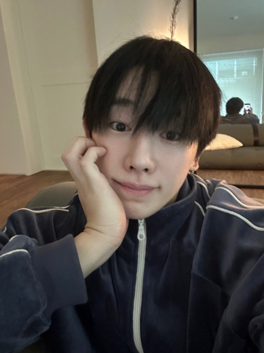 official__wonho's tweet photo. 좋은 하루 보내 

#원호 #WONHO https://t.co/zlXSp9utZC