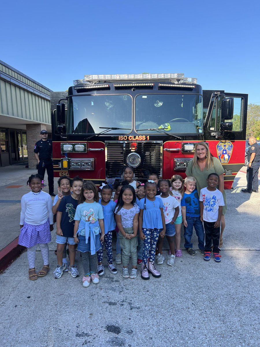 My class loved the fire truck visit today! <a href="/HumbleISD_OE/">Oaks Elementary</a> <a href="/OEKindergarten/">Oaks Kindergarten</a>