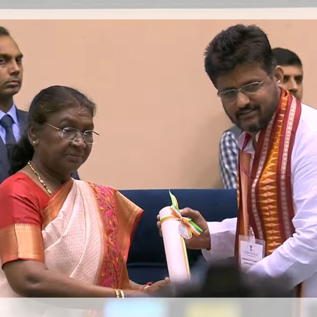 TiwariNilabh's tweet image. #NewProfilePic