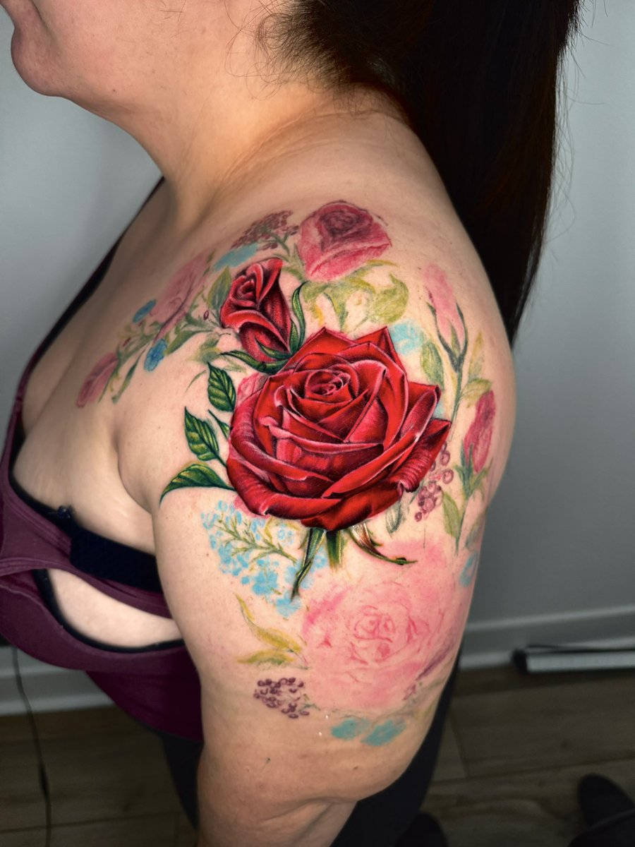 tattoo_lopes's tweet photo. Started covering up today !!! Good tattoos aren’t cheap!!! https://t.co/9Pf6iSngCP