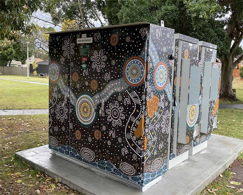 SolarStorageAu's tweet image. “They will be cost effective:” Ausgrid defends network roll-out of... onestepoffthegrid.com.au/they-will-be-c… #SustainableEnergy #SolarPowerStorage