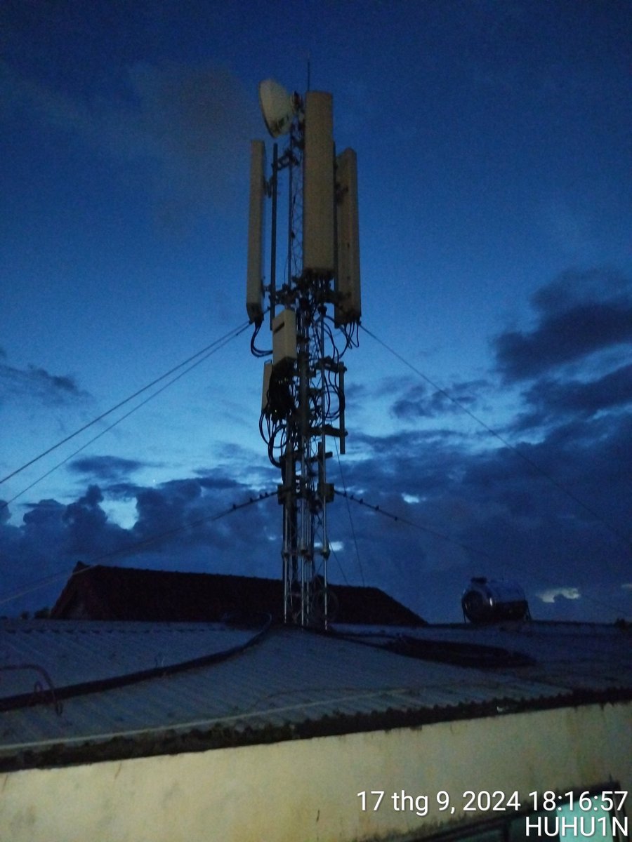 LibraryKTTC's tweet image. Theo xã hội, sự xa xỉ là:
- Một giấc ngủ ngon
- Những buổi sáng thong thả
- Làm điều mình thích, thích điều mình làm
- Bình yên trong tâm hồn
- Những ngày bình lặng
- Sống trong hiện tại
- Sự hiện diện của những người bạn yêu thương
St