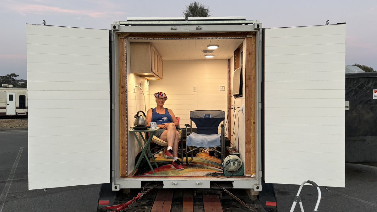 Mystic_Red_Rose's tweet photo. Just received notification that my #Starlink Mini has shipped, 40 hours and waiting.
The #StarlinkMini is the final piece of our mini/mobile shelter the #EscapePod
Solar power, extreme insulation, very secure, built from a mini shipping container @elonmusk https://t.co/XHP2Dy0nSx