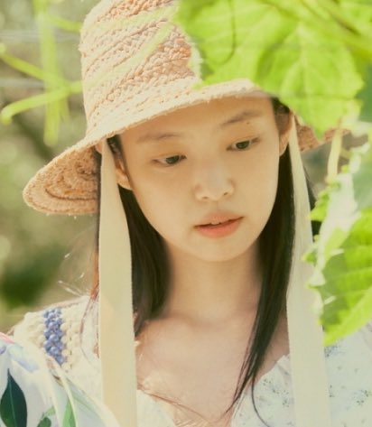 jenniepics's tweet photo. https://t.co/zETbcUZrJm