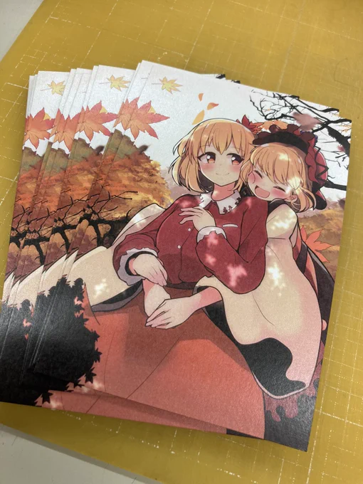 会場限定になるんですが、紅楼夢で新刊セット全部買ってくれた人にポストカードつけようと思います(後でお品書きに書いておきます)#同人工房 