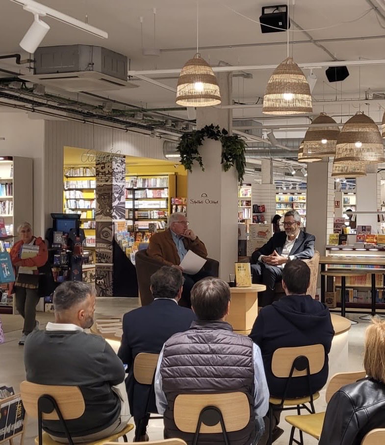 Cada nueva presentación es un nueva oportunidad para conversar sobre “la gran pregunta” y la estrategia en contextos complejos ⁦<a href="/miguelottin/">Miguel Angel OTIN LLORO</a>⁩ ⁦<a href="/eboca/">eboca</a>⁩ ⁦<a href="/raul_eboca/">Raul Benito</a>⁩ ⁦<a href="/sbernues/">Sergio Bernués Coré</a>⁩ ⁦<a href="/SANTOSOCHOAHU/">Santos Ochoa Huesca</a>⁩ ⁦<a href="/HuescaExcelente/">Huesca Excelente</a>⁩