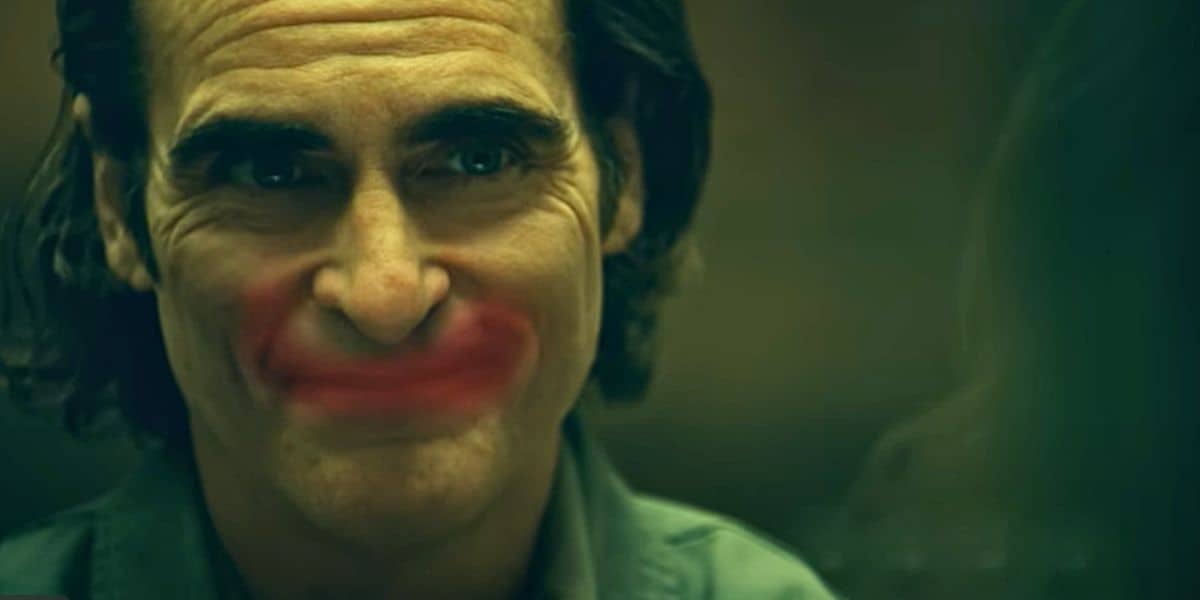 조커: 폴리 아 되 아서 플렉 이야기 여전히 호아킨 피닉스의 연기를 보는 재미가 있다. 캐릭터로서 조커가 아니라 전편인 영화 조커 자체에 대해...