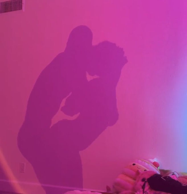 HIM Jones - Hours https://t.co/fq16u9DHcB
