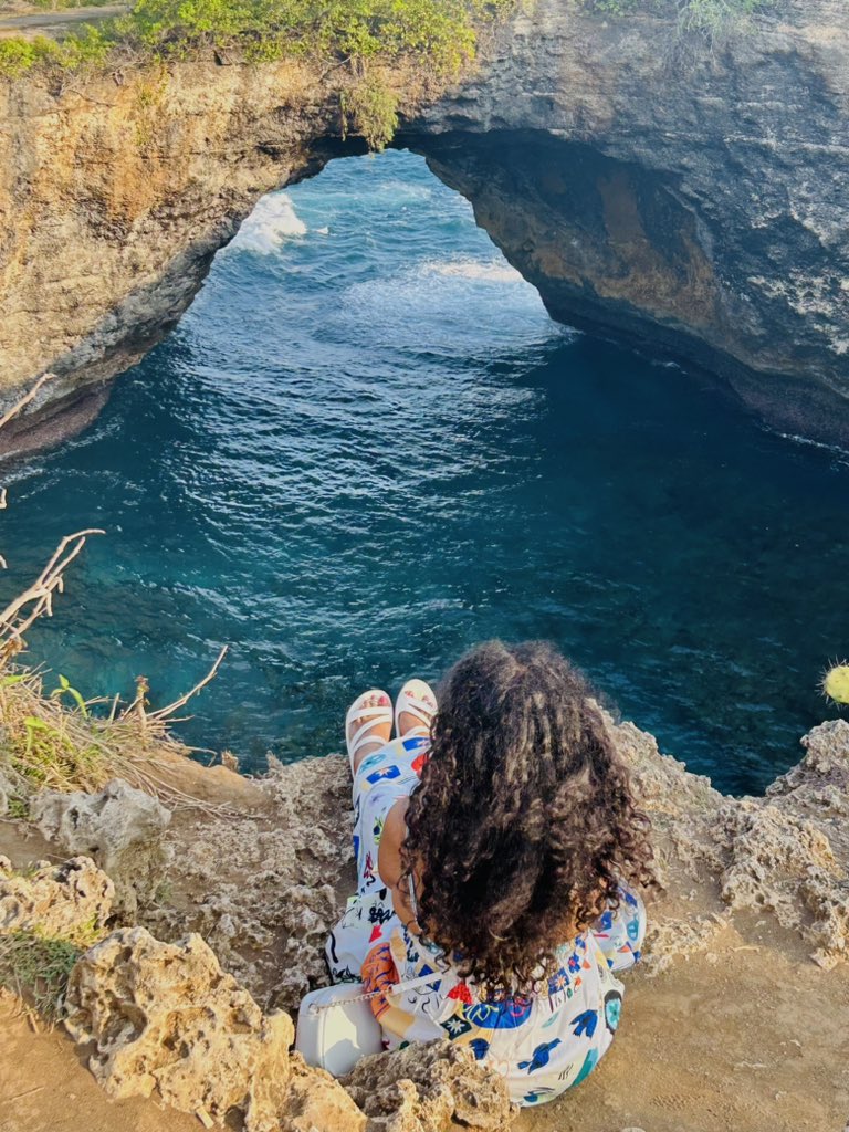 jeevanasai91's tweet photo. Bali is stunning but very commercial. High entry fees &amp; long waits at popular spots like Handara &amp; Lempuyang Gates. Uma Ceking Swing was better with no expensive packages. Food was average. Gili was the real gem – perfect for a week of water activities &amp; chill vibes. #Bali https://t.co/G23EG6scYc