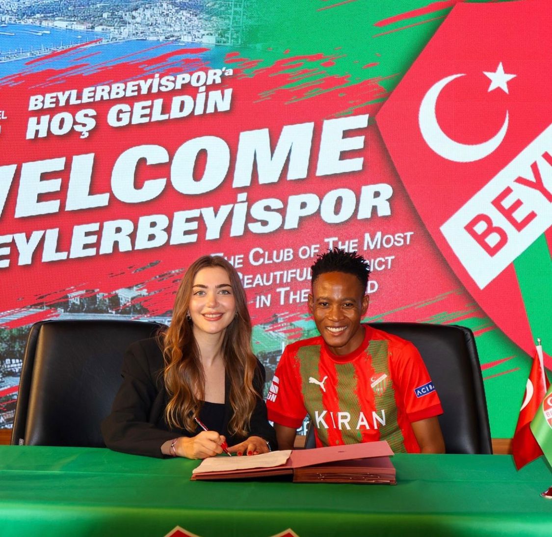 JWsports1's tweet photo. Zenatha Coleman has signed for Turkish side Beylerbeyi from Fenerbahçe.

🇳🇦 Coleman is the latest of a stream of players to recently join Beylerbeyi: 🇿🇦 Morifi, 🇧🇫 Rouamba, 🇨🇮 Kpaho; also at (her 3rd season at) the club is 🇨🇲 Marie Kong.

#MidweekHighlights | #AfriqueAbroad https://t.co/0lsmI7yxy1