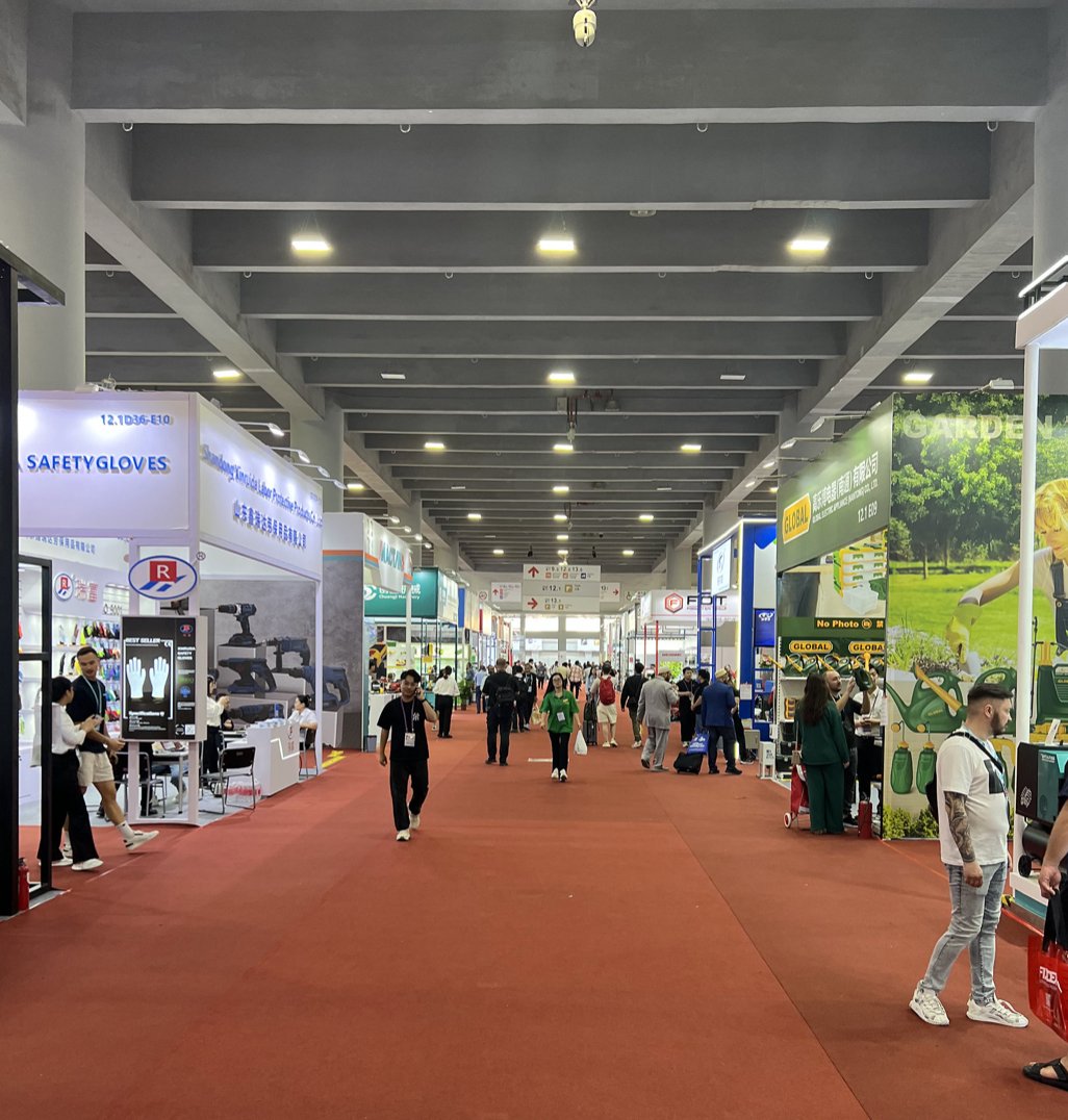 We will be back in China in October visiting factories then on to the Canton Fair from the 15th. If you have any product sourcing requirements, please get in touch with our team at sales@sourcingpartner.co.uk

 #tools #decorating #handtools #powertools #ladders  #import  #china