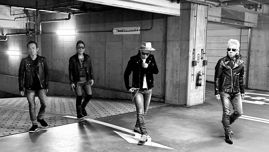 kiaki_yamada's tweet image. LINDA ファーストアルバム製作中‼︎

 4人が生み出す瞬間のROCK
そして極上のROLL

シンプルかつカジュアルなサウンドの先に
鳴り響く鼓動を揺るがす
俺達の最高のRock and Rollが今ここにある

ご期待下さい‼︎

#LINDA #firstalbum #recording #林田正樹 #木谷秀久 #LINA #山田希明 #Strum