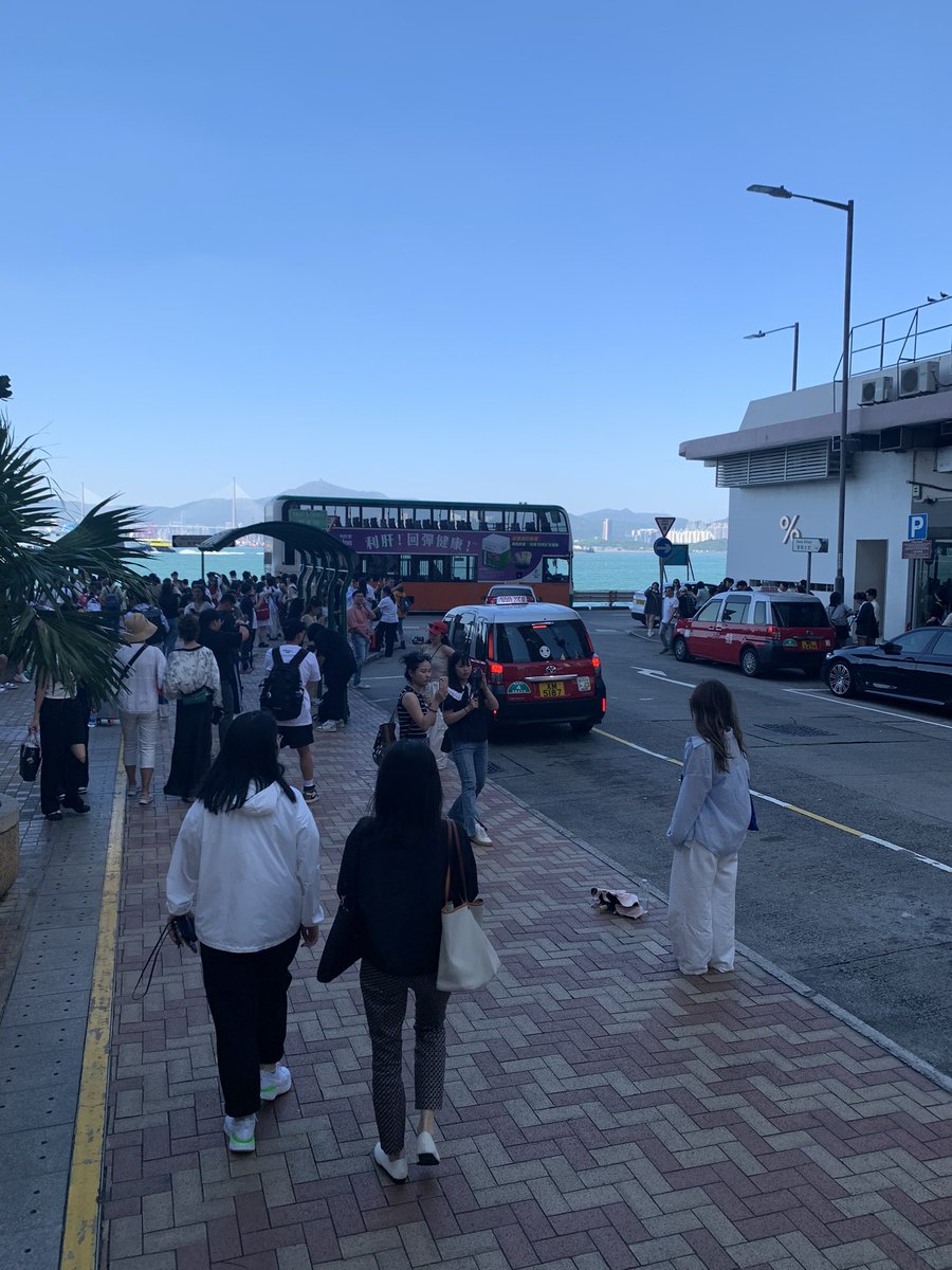 Our cabbie said this isn’t even the peak time for this HK Xiaohongshu spot, that’s at sunset. Kennedy Town station’s been so busy this week in the evenings