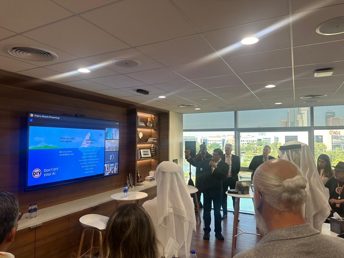 arcsennews's tweet photo. #Salesforce has officially opened its office in Dubai!

Speech by HE Omar Sultan AlOlama, Minister of State for #AI. Great conversation between Malek Al Malek, #TECOM's Chairman, Polly Sumner, Chief Adoption Officer at Salesforce; as well as announcements by Srini Tallapragada https://t.co/UcwuSie8Qt