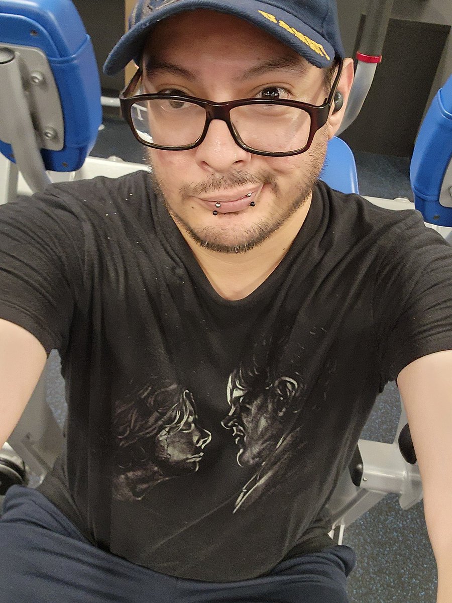 Being back in the Navy means one thing, getting back into shape! Core and arms for tonight after work