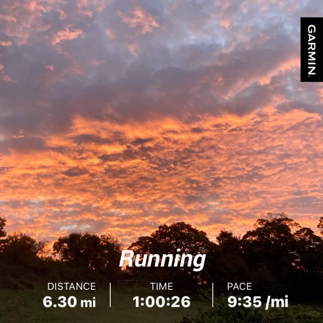 kenda11fella's tweet photo. Hill repeats for this morning-1200 feet climbed. 1 mile warm up 1 mile cool down. Slipknot for tunes. People Equal Sh!t! Happy Friday ! #Heavymetalrunner #runner #runonclouds #fitnessmotivation #marathonbuildup #runningpunks https://t.co/wmjdtfpqKb