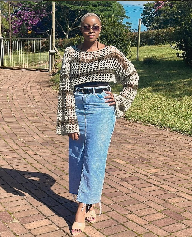 Eshilo no-<a href="/ThembekaZondo_C/">Thembeka</a> Cele kusukela ngo-09:00-12:00
ukhozifm.co.za
#Eshilo #UkhoziFM #30YearsOfDemocracy #UkhoziFM64 #Zidlekhaya