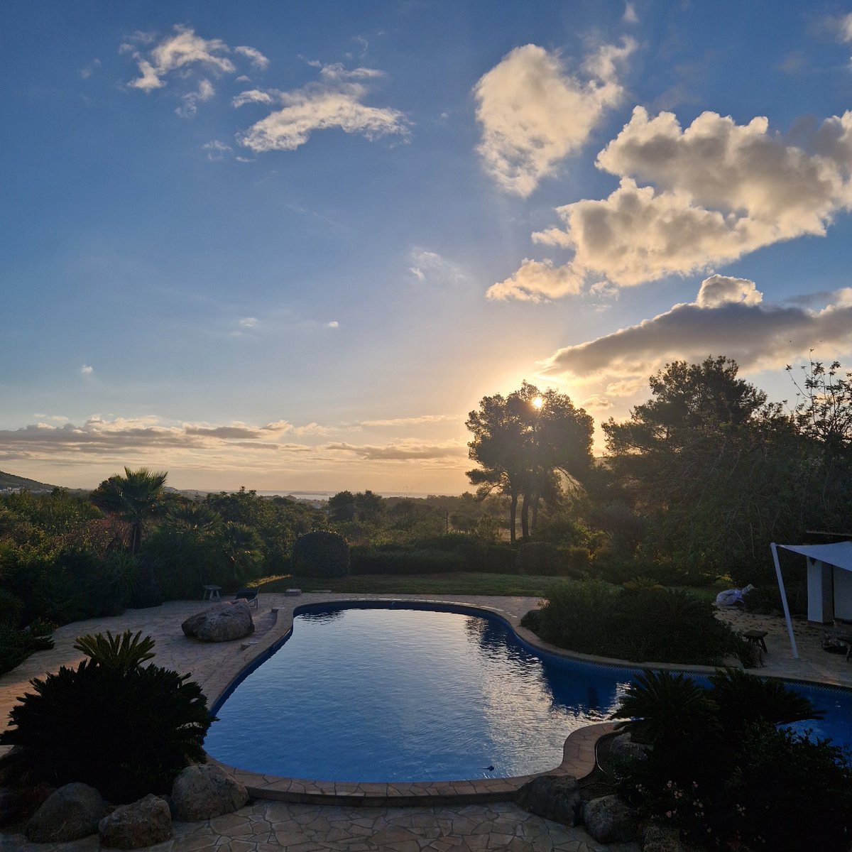 Moin Kinners. Kommt, ich habe gerade Kaffee gekocht.