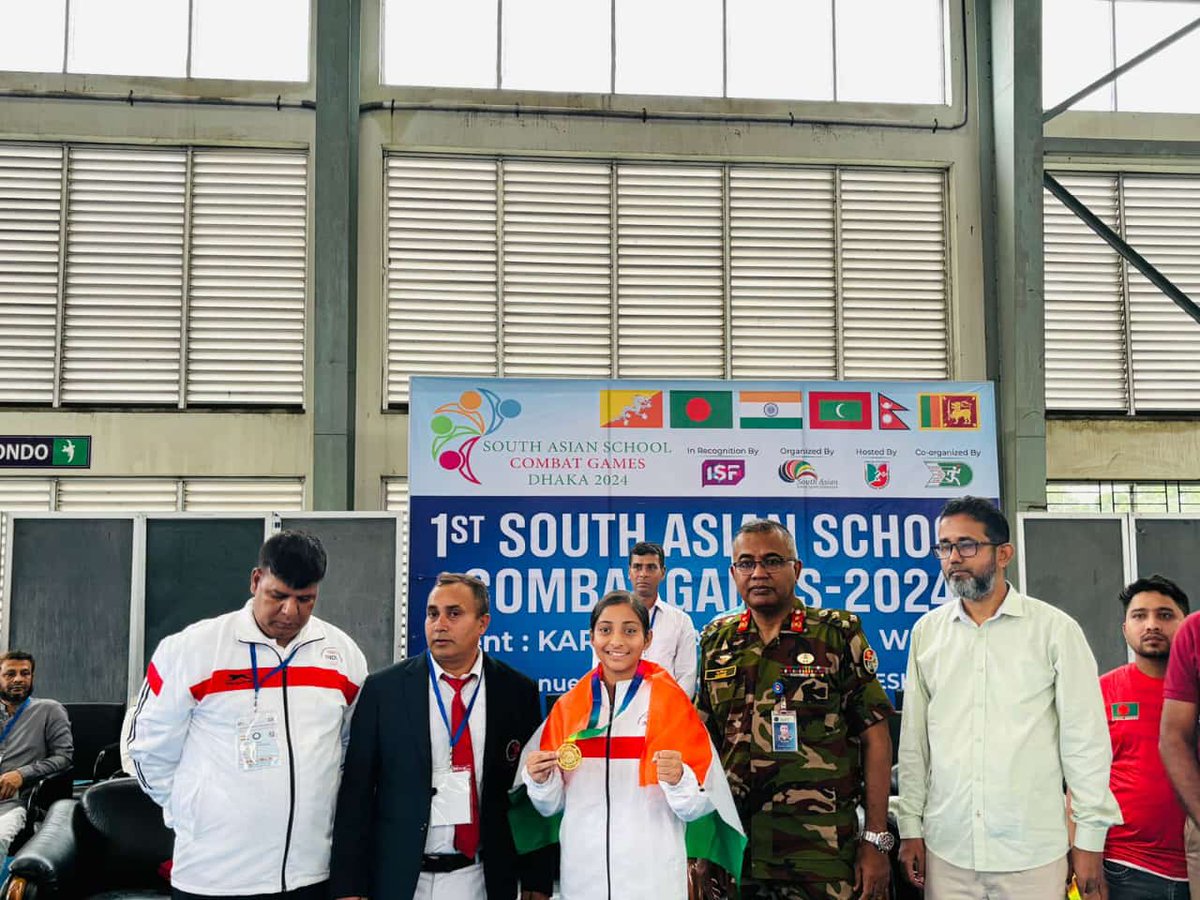 DCanurag75's tweet photo. Rahnuma Bano 11th class student of KV1 Jaipur won Gold medal under the weight category of 42 kg Taekwondo in 1st South Asian School Combat Games 2024, held at Dhaka , Bangladesh.

KVS Jaipur Region Congratulates  for her grand success.
#KVS_HQ
#MoE https://t.co/yToBdueXPn