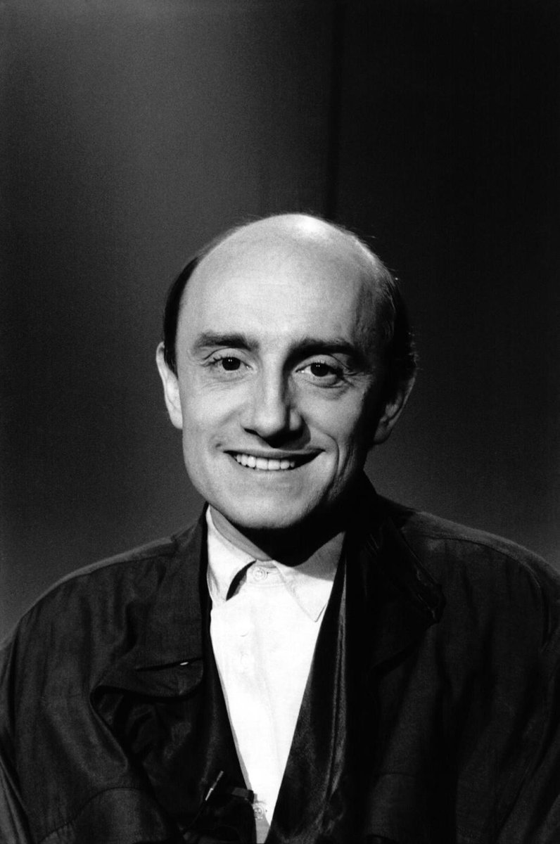 ⚫ Michel Blanc, acteur vedette du Splendid et inoubliable Jean-Claude Dusse des Bronzés, est mort. Il avait 72 ans. 

Lire : liberation.fr/societe/michel…