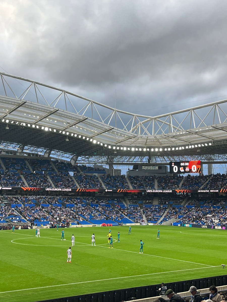 ⚪ (@mochaa2k) on Twitter photo 